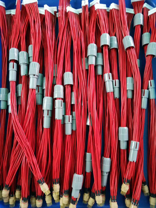 Plastic conenctor cable assemblies